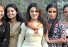 VIDEO: लड़कियाँ इस वीडियो ना देखें लडक़े जरुर देखे…