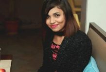 VIDEO: दिल्ली की लड़की बनी लाइब्रेरी कोई भी सवाल पूछिए girl library in delhi