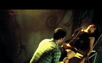 VIDEO: HORROR मूवी के हॉट scene देखिये