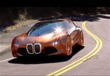 VIDEO: BMW की अपने आप चलने वाली कार देखिये