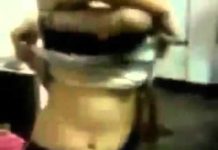 इन लड़कियों ने बनाया कपड़े बदलते हुए एक दूसरे का वीडियो हुआ वायरल