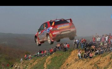 कारों के बेहतरीन स्टंट जो मौत के के बिल्कुल करीब थे