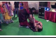 HOT NEWS UPDATE : NEW YEAR PARTY में इन औरतो ने दारु पी के किया बबाल || जानने के लिए देखिये ये वीडियो