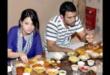 HOT NEWS UPDATE : तो ये करते है धोनी घर पर सबके साथ || जानने के लिए देखिये ये वीडियो