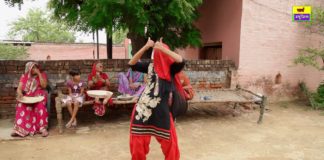 इस लड़की ने किया गाँव में हॉट डांस वायरल हुई वीडियो