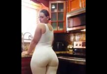 इस लड़की के बहुत ही बुरी हरकत देखिये इस वीडियो में