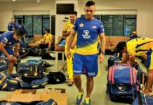 जब भारतीय टीम जीत के बाद लोटी तो कुछ ऐसा माहौल बना