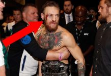 HOT NEWS UPDATE : इस फाइटर ने अपने फेन को मारने की करी कोशिश