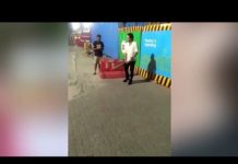 सचिन तेंदुलकर ने खेला गली के बच्चो के साथ क्रिकेट मैच वीडियो हुई वायरल