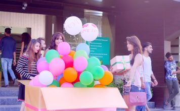 यह प्यार भरा स्टेटस लगाएं अपने व्हाट्स एप, लड़कियां होंगी इम्प्रेस