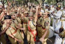 IPS बनना चाहते हैं तो यह वीडियो जरूर देखें