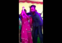 स्टेज पर लड़के ने करी लड़की के साथ गन्दी हरकत,वीडियो हुआ कैमरे में कैद