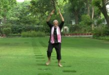 PM नरेंद्र मोदी ने यूट्यूब पर अपलोड करी अपनी वर्कआउट वीडियो, जरूर देखें