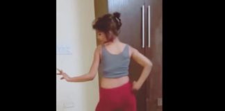 देखिये देशी लड़की का देशी हॉट डांस
