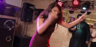 बोम डिगी बोम गाने पर पार्टी में इस लड़की ने करा हॉट डांस, देखें वीडियो