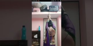 भाभी जी का डांस वीडियो, अकेले में करा हॉट डांस