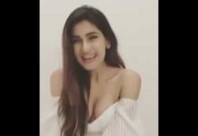 छोटे कपडे पहन यह एक्ट्रेस दिखा रही हैं अपना प्राइवेट पार्ट, देखें वीडियो