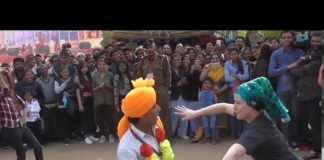 विदेशी लड़की ने देशी लोगो के साथ लगाए ठुमके, जरूर देखें वीडियो