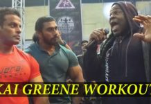 देखिये विदेशी बॉडीबिल्डर को इंडियन बॉडीबिल्डर के साथ जिम करते हुए|