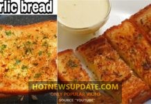 Cheesy Garlic Bread With Cheese Dip in Domino’s Style।